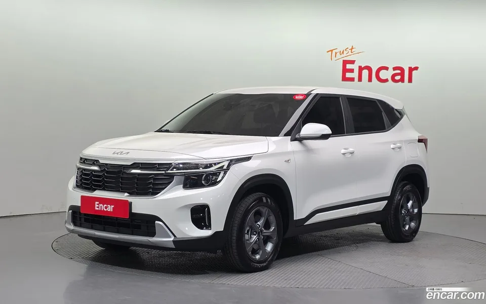 Kia Seltos 2.0 4WD 2024 — фото 1, купить с доставкой в Москву