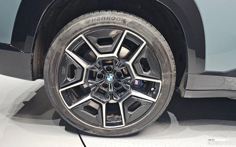 BMW XM 4.4 2023 — миниатюра 5