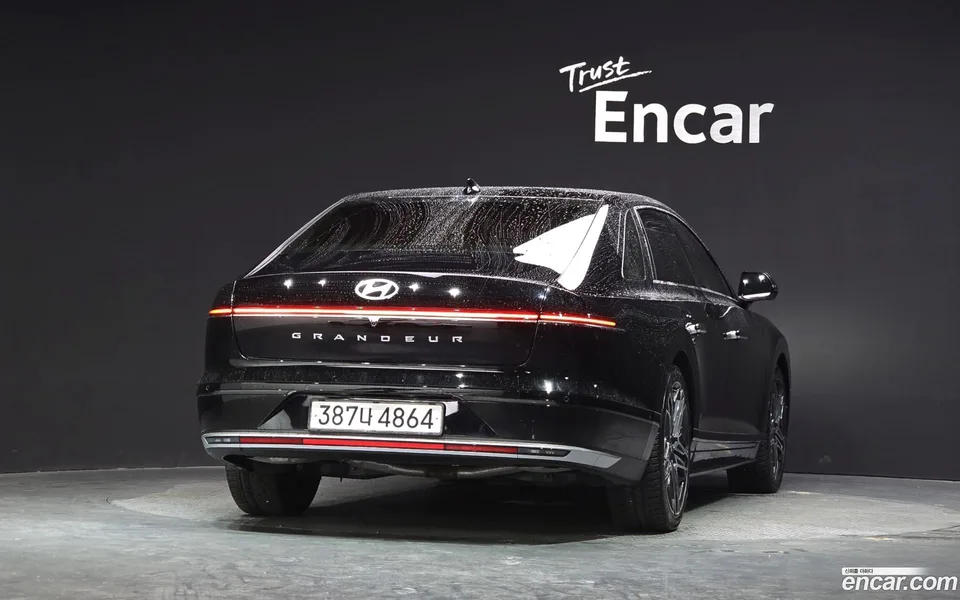 Hyundai Grandeur Hybrid 2023 — миниатюра 4