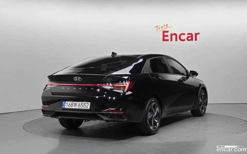 Hyundai Avante 1.6 2023 — миниатюра 2