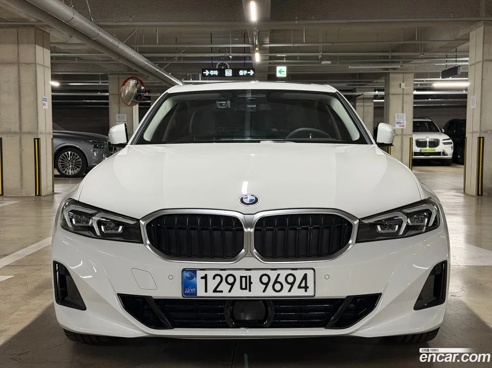 BMW 3 Series 320i 2025 — миниатюра 3