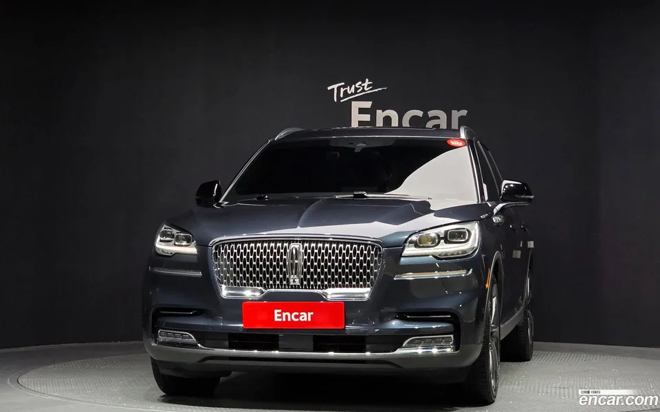 Lincoln Aviator 3.0 AWD 2022 — миниатюра 3