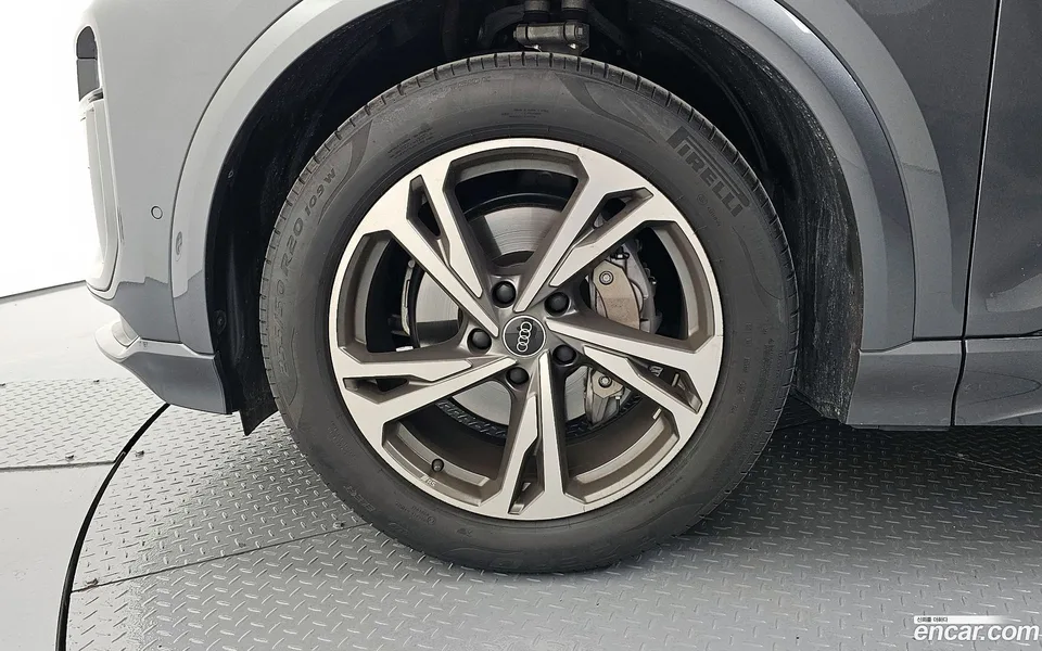 Audi Q6 e- 2025 — миниатюра 5