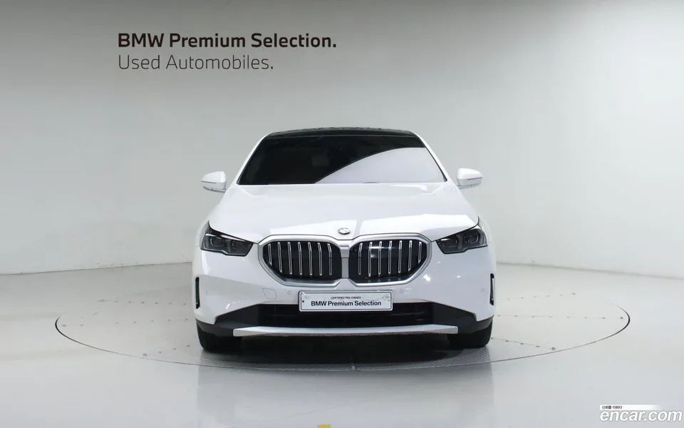 BMW 5 Series 520i 2025 — миниатюра 2