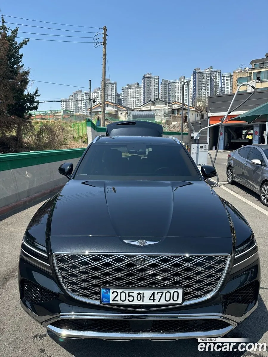 Genesis GV80 2.5T AWD 2025 — фото 1, купить с доставкой в Москву