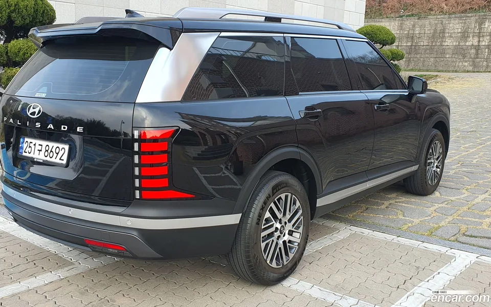 Hyundai Palisade 2.5T 2WD 7 2025 — миниатюра 2