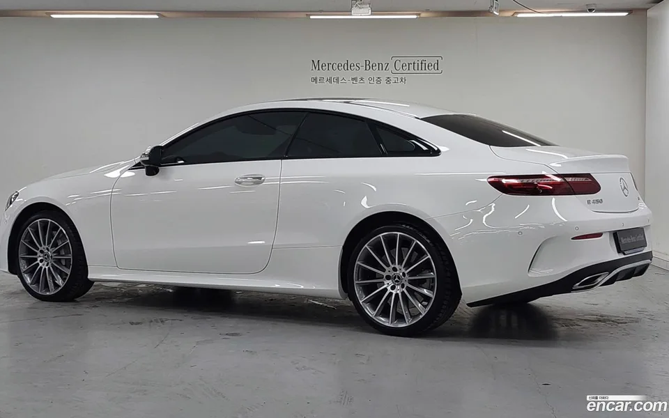 Mercedes-Benz E-Class E450 4MATIC 2023 — миниатюра 2