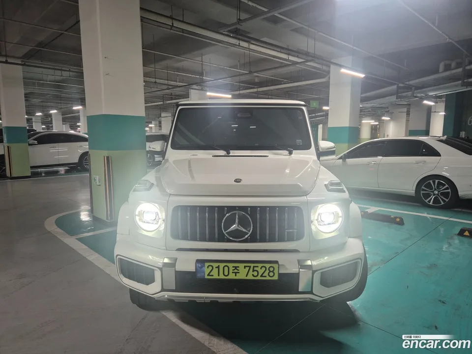 Mercedes-Benz G-Class AMG G63 2025 — миниатюра 2