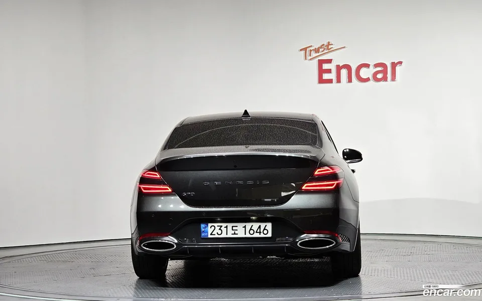 Genesis G70 2.5T 2WD 2023 — миниатюра 4