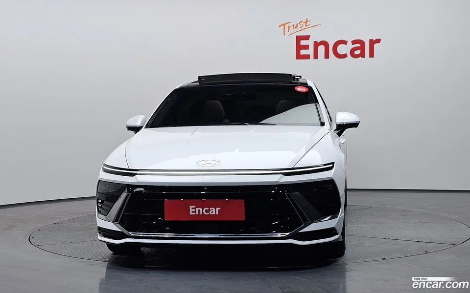 Hyundai Sonata The Edge 1.6 2023 — миниатюра 3