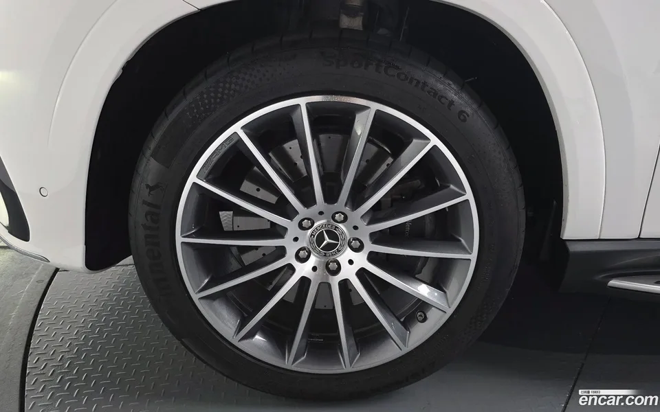 Mercedes-Benz GLE-Class GLE450d 4MATIC 2023 — миниатюра 5