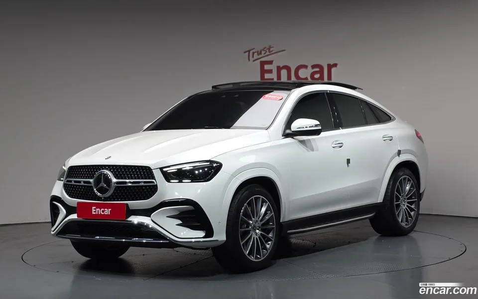 Mercedes-Benz GLE-Class GLE450d 4MATIC 2023 — фото 1, купить с доставкой в Москву