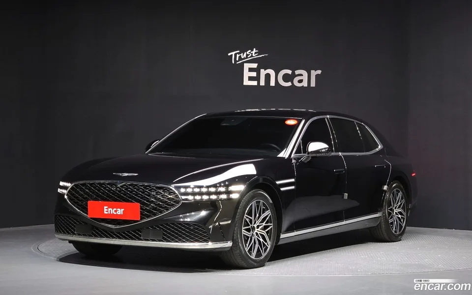 Genesis G90 3.5 2WD 2022 — фото 1, купить с доставкой в Москву