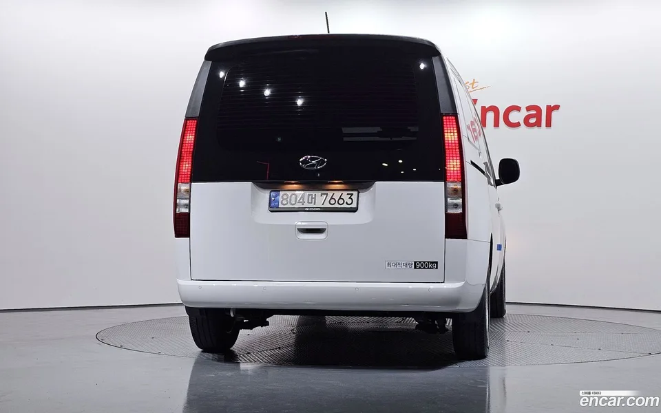 Hyundai Staria 3 2023 — миниатюра 4