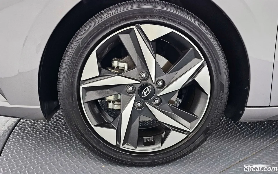 Hyundai Avante 1.6 2023 — миниатюра 5