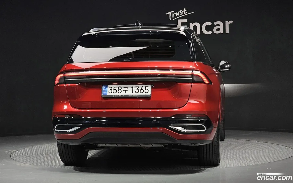 Lincoln Nautilus 2.0 AWD 2024 — миниатюра 4