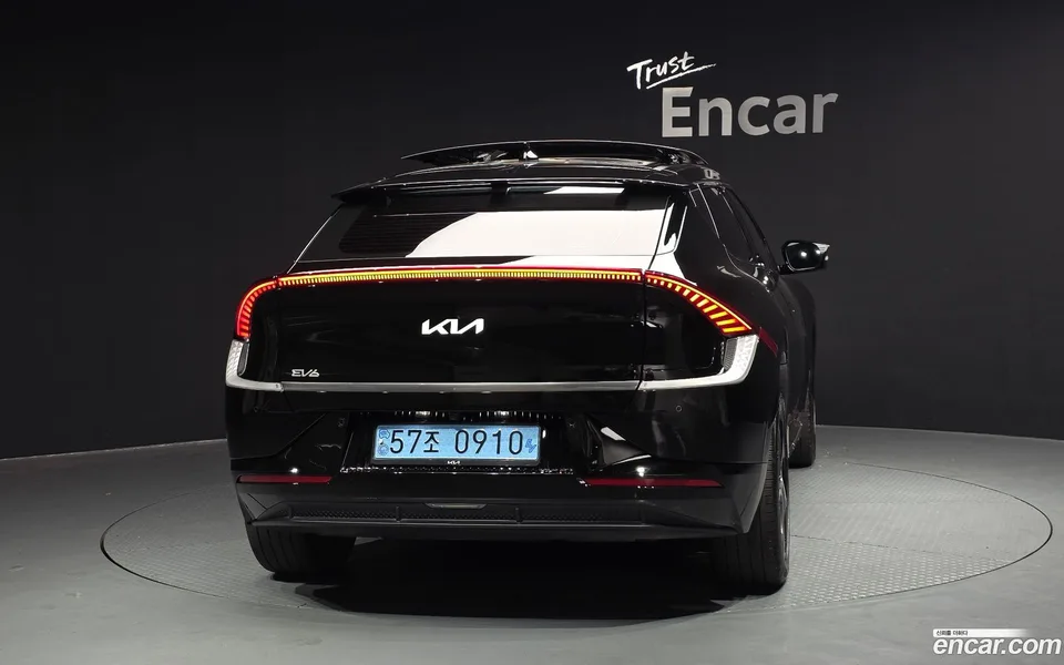 Kia EV6 2022 — миниатюра 4