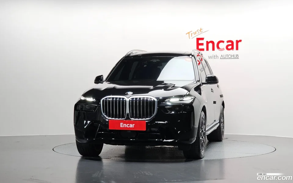BMW X7 xDrive 40i M 6 2025 — миниатюра 3