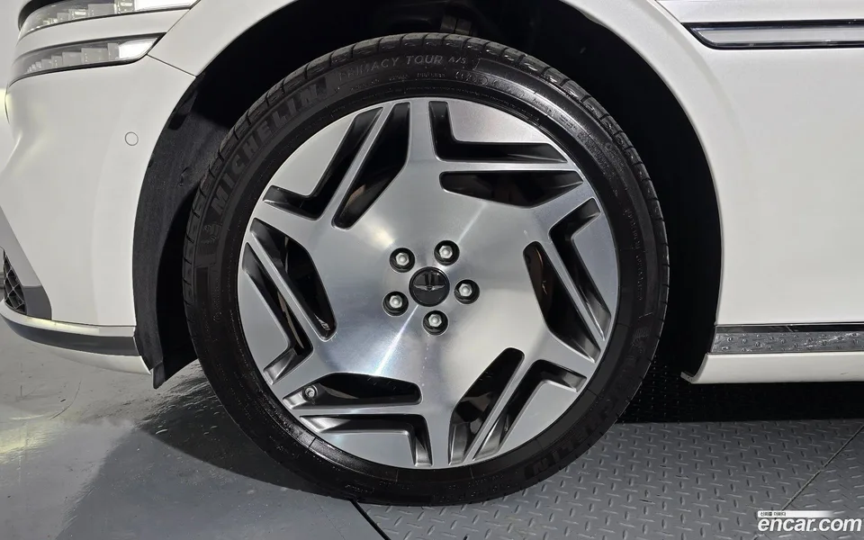 Genesis G90 3.5 e-S/C AWD LWB 2022 — миниатюра 5
