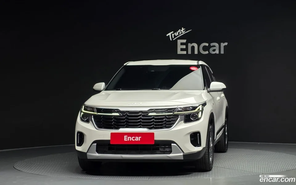 Kia Seltos 1.6 2WD 2023 — миниатюра 3