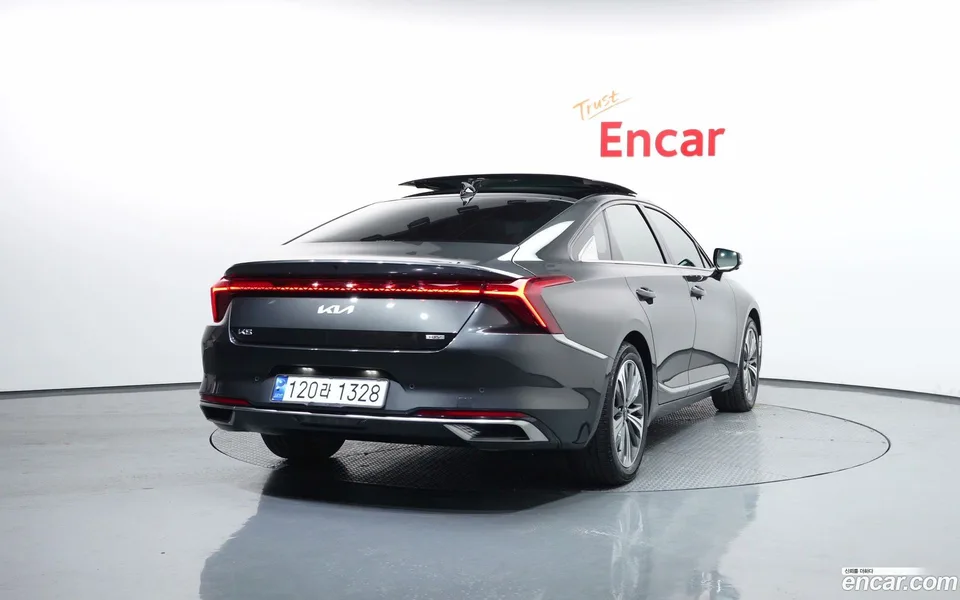 Kia K8 Hybrid 2023 — миниатюра 4