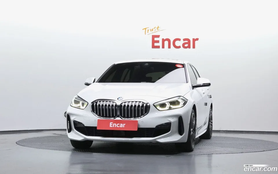 BMW 1 Series 120i M 2024 — миниатюра 3