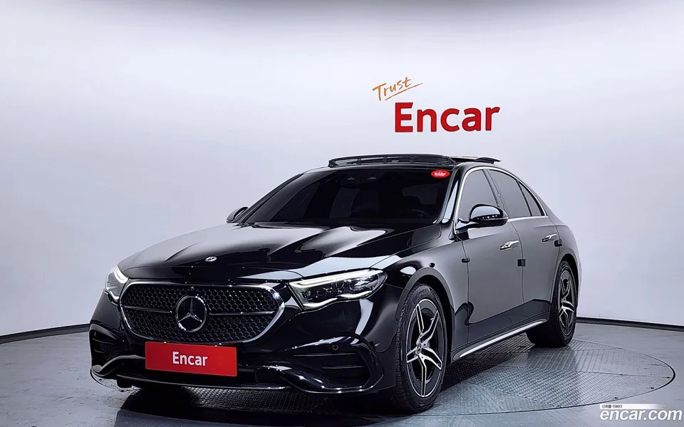 Mercedes-Benz E-Class E300 4MATIC AMG Line 2024 — фото 1, купить с доставкой в Москву