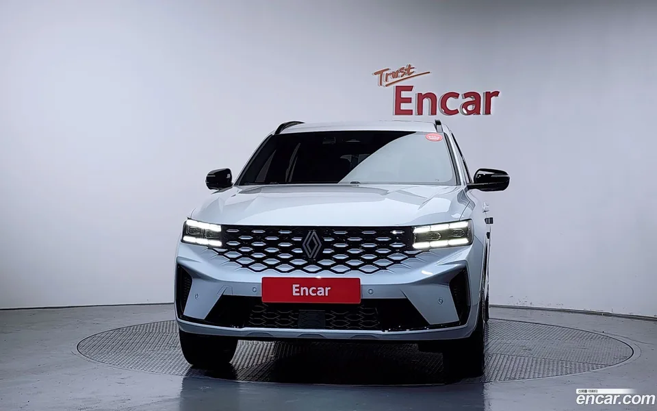 Renault Samsung Grand Koleos 1.5 E-TECH 2WD 2025 — миниатюра 3