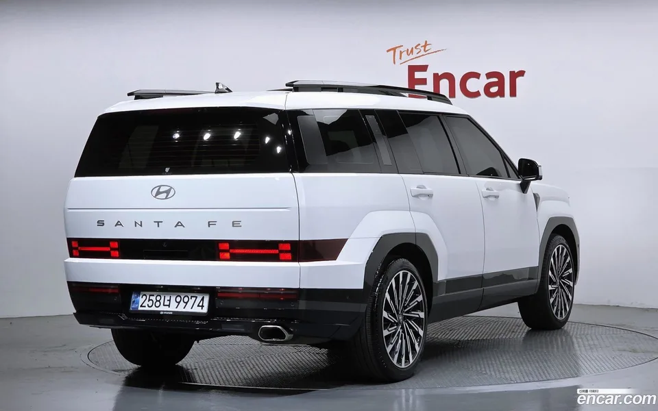 Hyundai SantaFe 2.5T 2WD 2024 — миниатюра 2