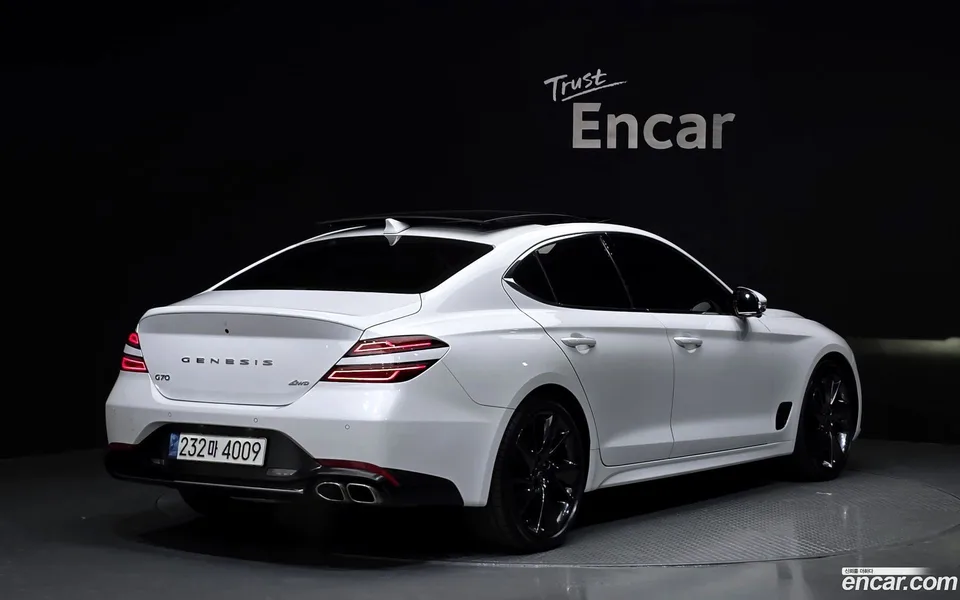 Genesis G70 2.0T 2WD 2022 — миниатюра 2