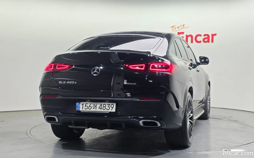 Mercedes-Benz GLE-Class GLE400d 4MATIC 2022 — миниатюра 4