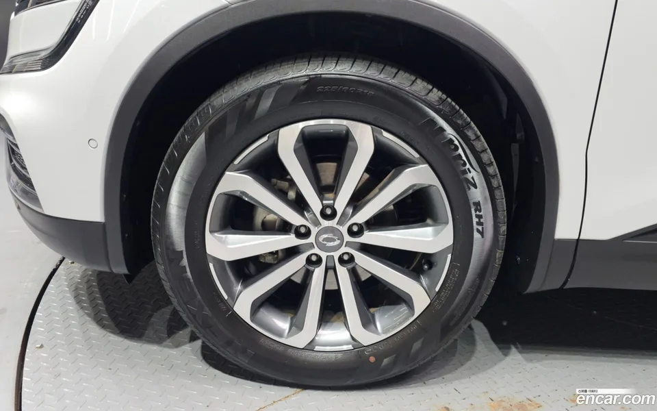 Renault Samsung QM6 2.0 GDe LE 2WD 2022 — миниатюра 5