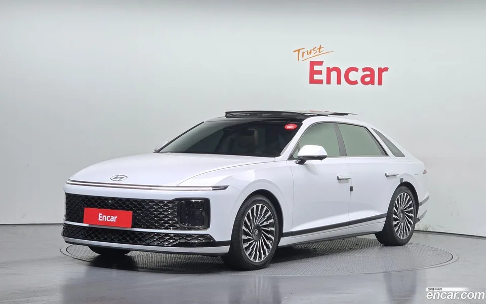 Hyundai Grandeur Hybrid 2023 — фото 1, купить с доставкой в Москву