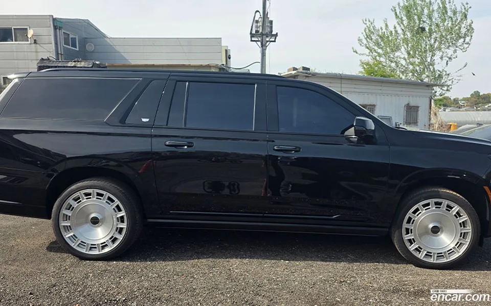 Cadillac Escalade 6.2 ESV 2026 — миниатюра 4