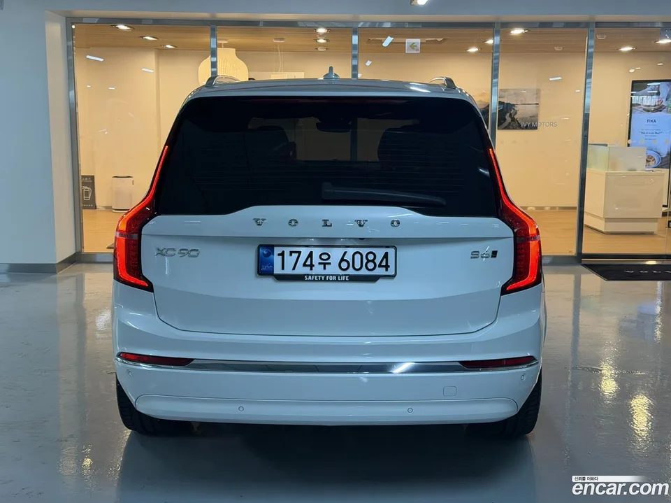 Volvo XC90 B6 2025 — миниатюра 4