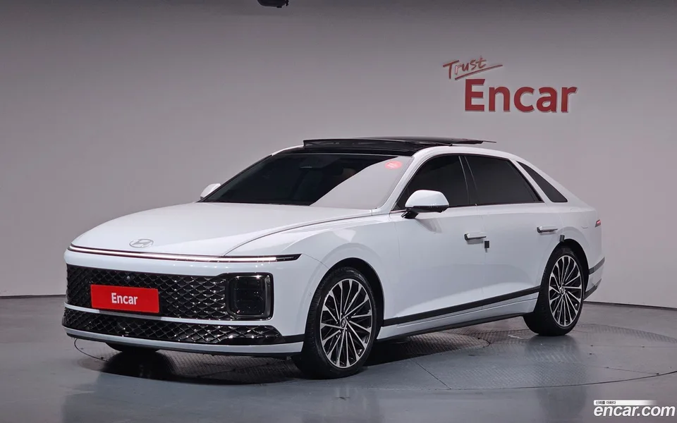 Hyundai Grandeur Hybrid 2023 — фото 1, купить с доставкой в Москву