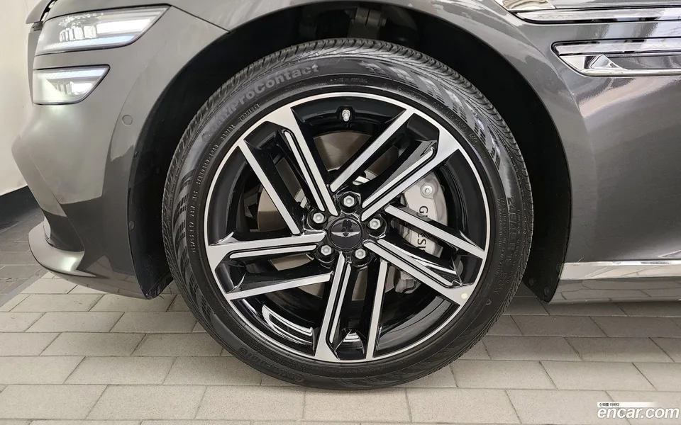 Genesis G80 2.5 2WD 2025 — миниатюра 5