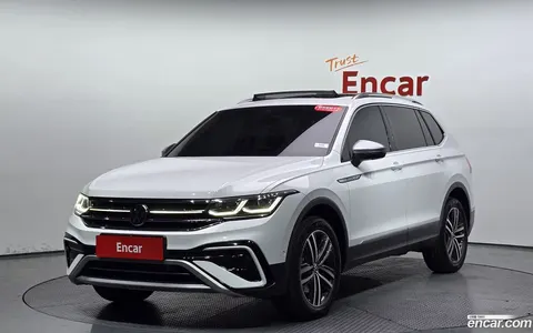 Volkswagen Tiguan Allspace 2023 купить в Москве
