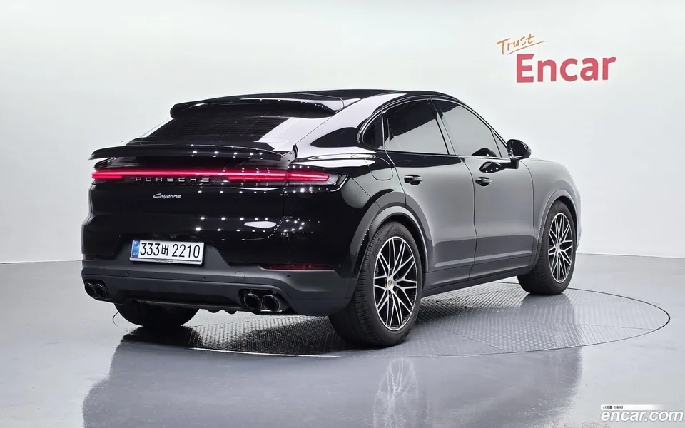 Porsche Cayenne 3.0 2025 — миниатюра 2