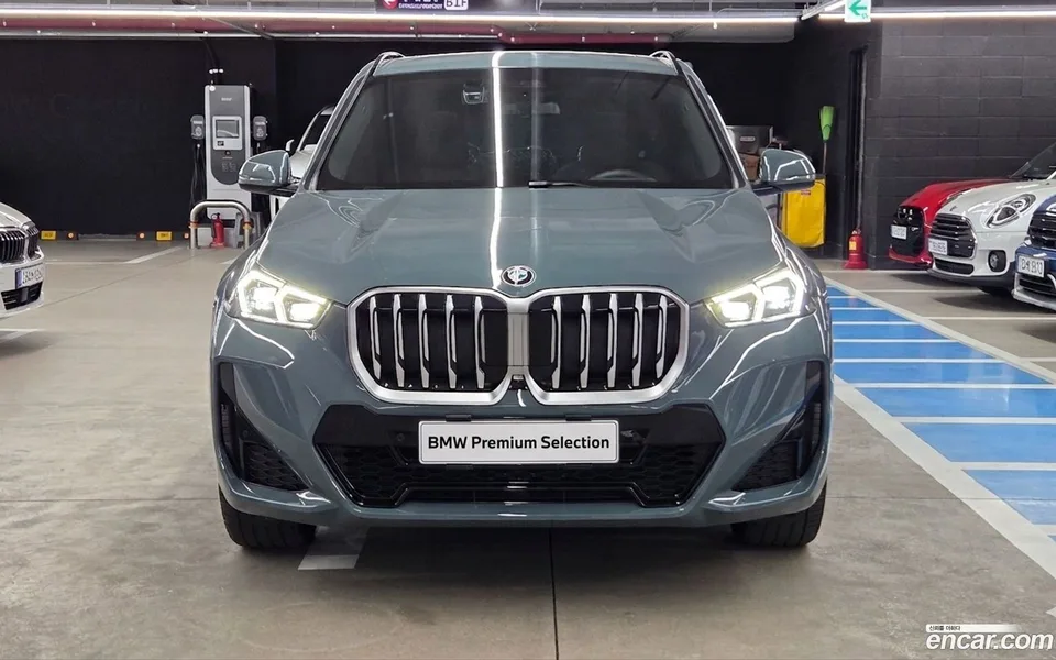 BMW X1 xDrive 20i M 2025 — миниатюра 3