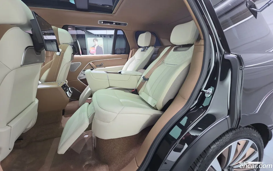 Land Rover Range Rover P615 SV LWB 2025 — миниатюра 5