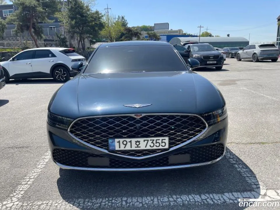 Genesis G90 (RS4) 3.5 AWD 2023 — фото 1, купить с доставкой в Москву
