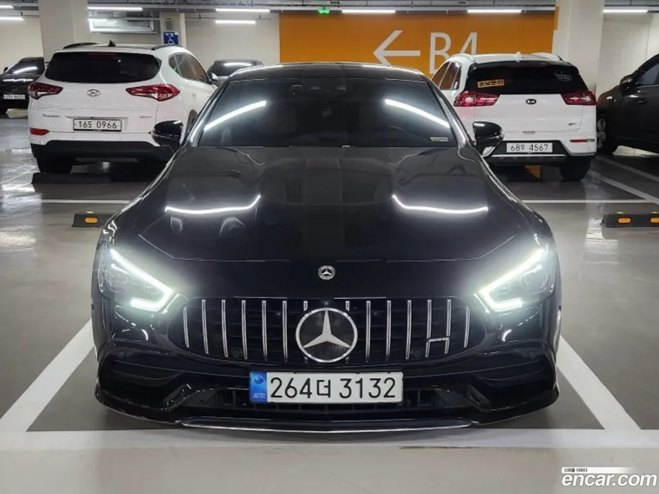Mercedes-Benz AMG GT 4 43 4MATIC+ 2023 — миниатюра 2