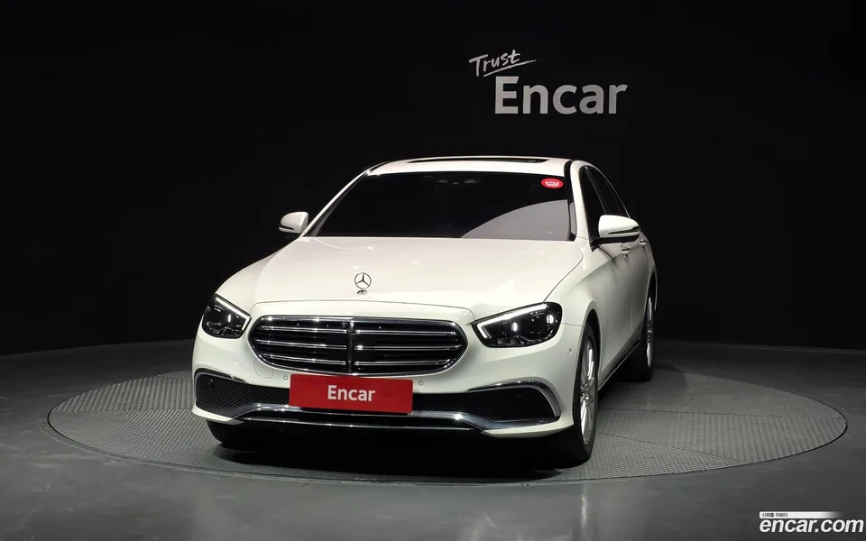 Mercedes-Benz E-Class E250 2022 — миниатюра 3