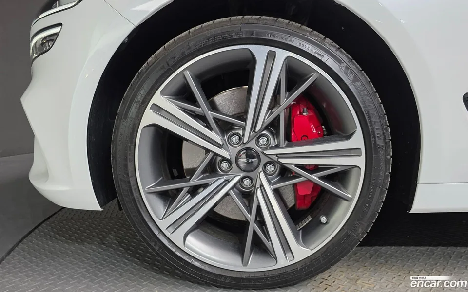 Genesis G70 3.3T 4WD 2025 — миниатюра 5