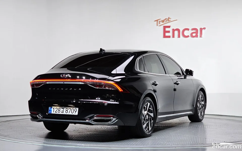 Hyundai Grandeur IG Hybrid 2022 — миниатюра 2