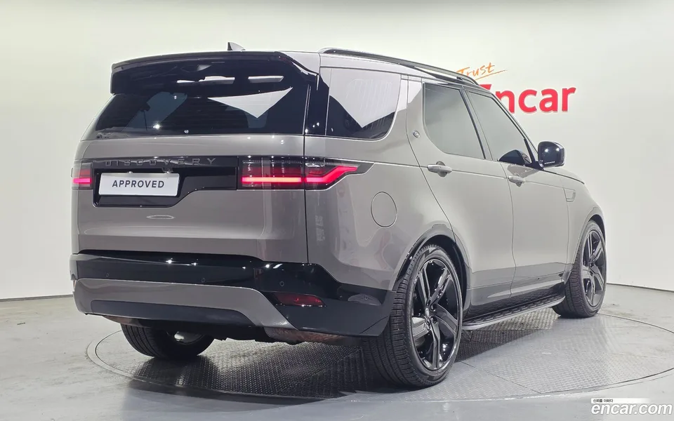 Land Rover Discovery P360 HSE 2024 — миниатюра 2