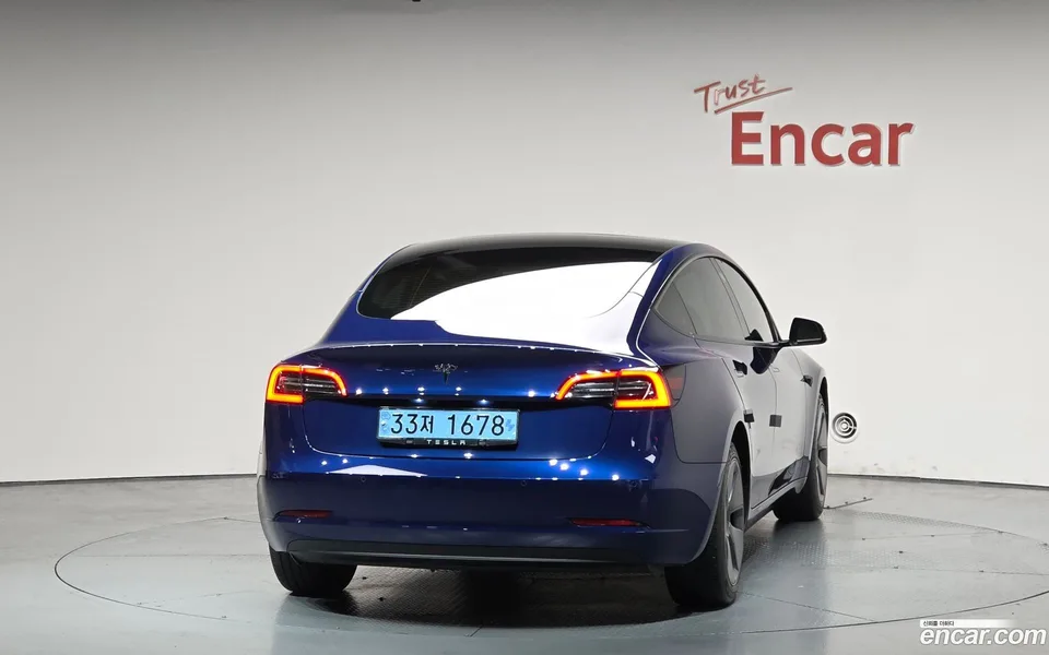 Tesla Model 3 RWD 2022 — миниатюра 4