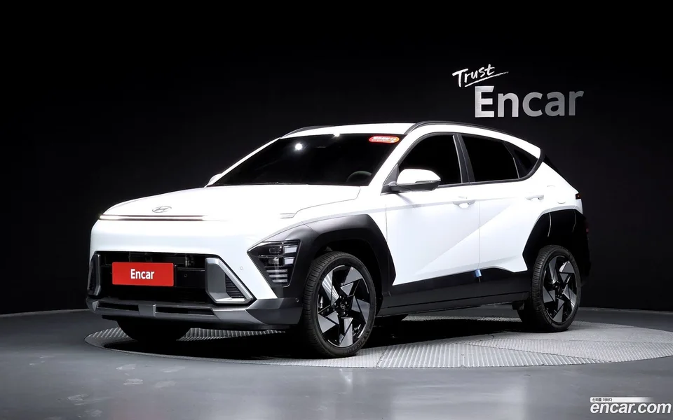 Hyundai Kona 1.6 2WD 2026 — фото 1, купить с доставкой в Москву