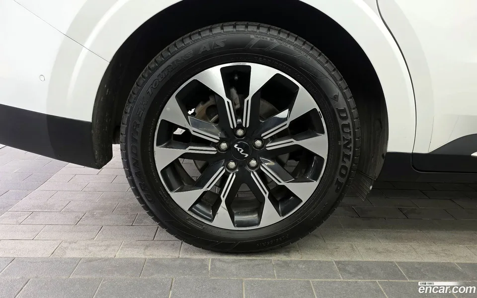 Kia Carnival 9 2023 — миниатюра 5